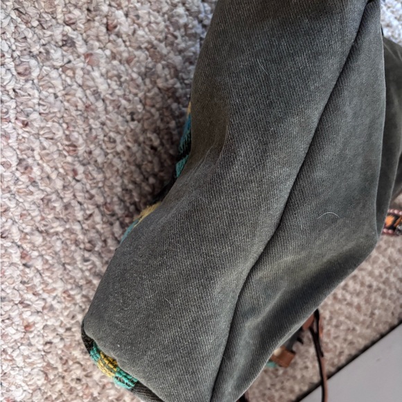 Myra sunflower tooled leather fringe shoulder bag - Picture 4 of 4